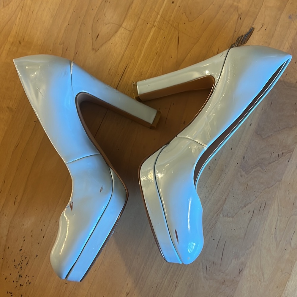 Blue Pumps - Picture 3 of 5